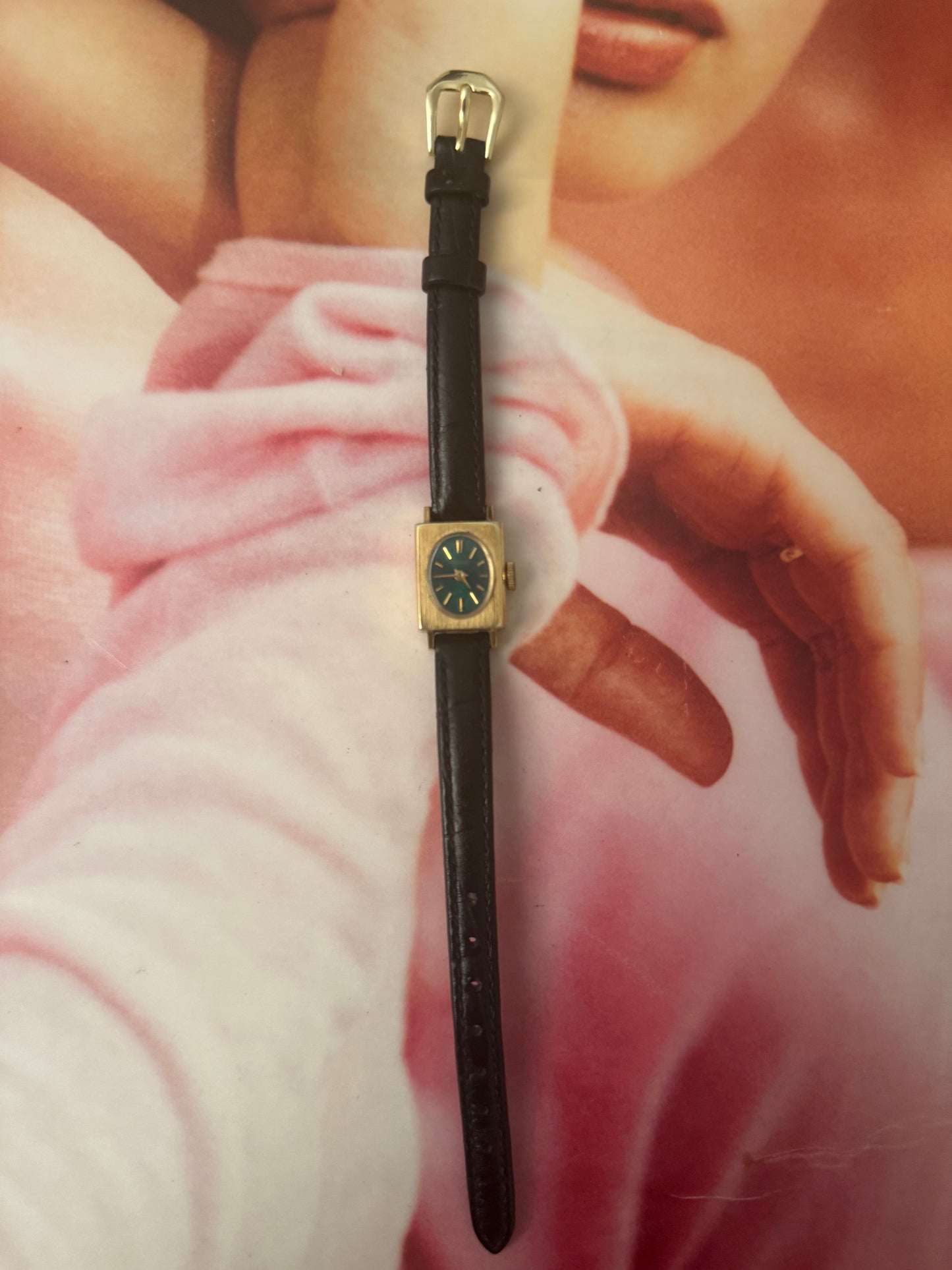vintage seiko leather watch