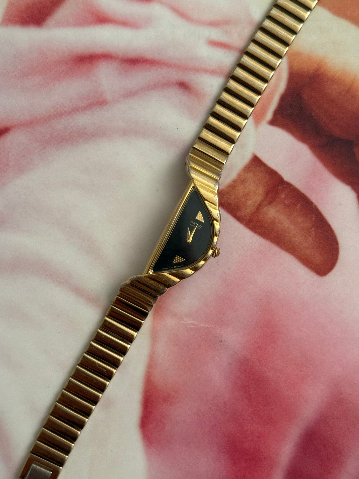 vintage seiko half moon gold watch