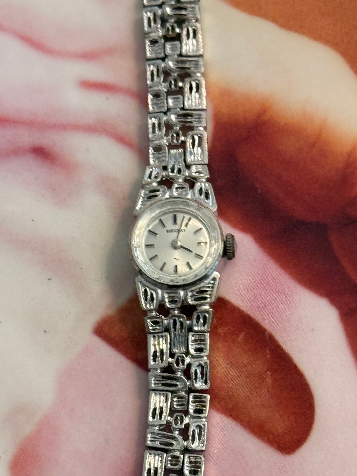 vintage seiko silver watch