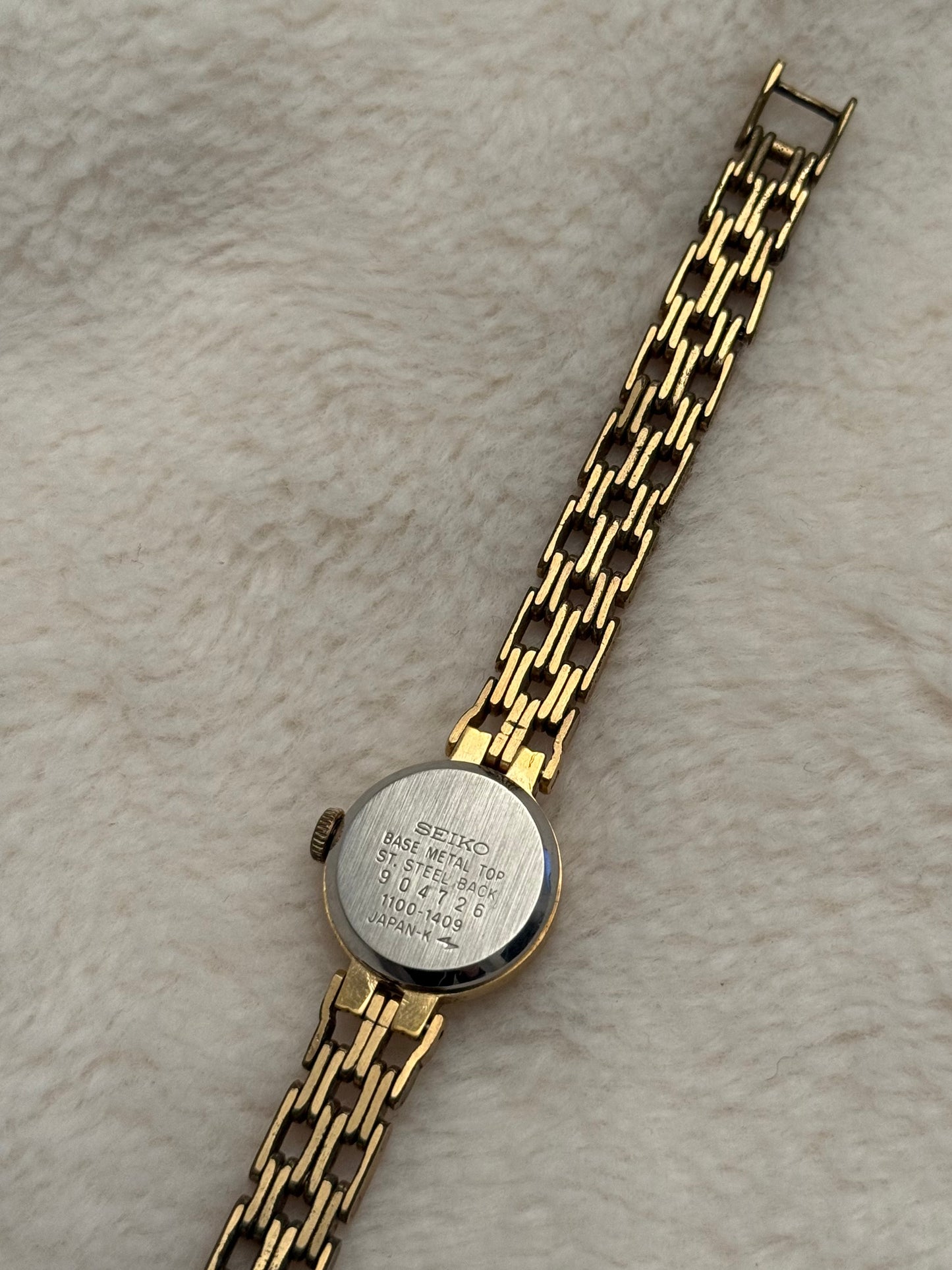 vintage seiko gold watch