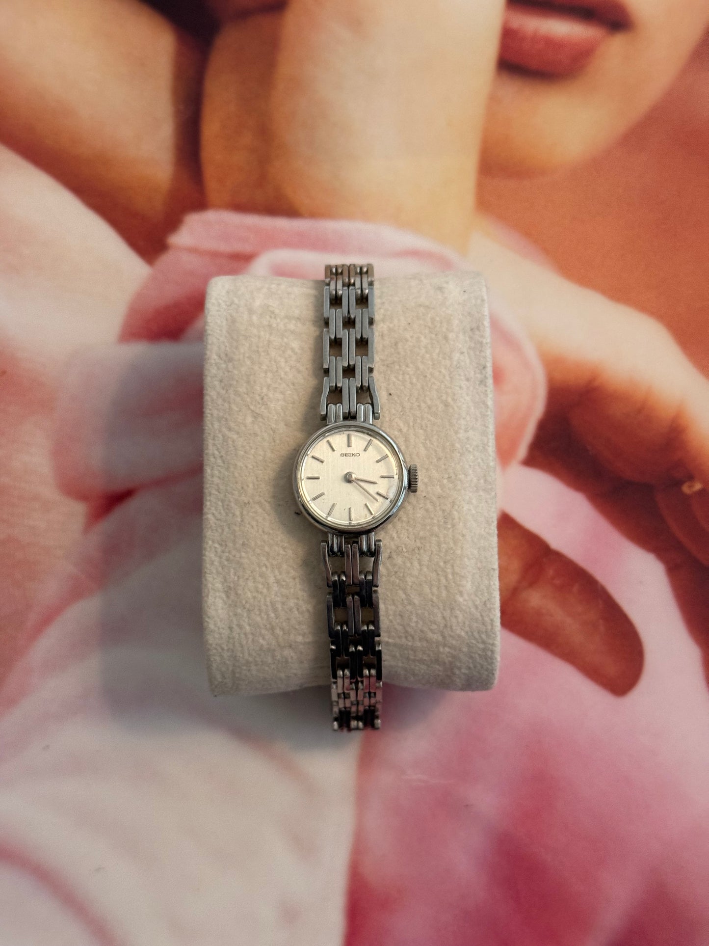 vintage seiko silver watch
