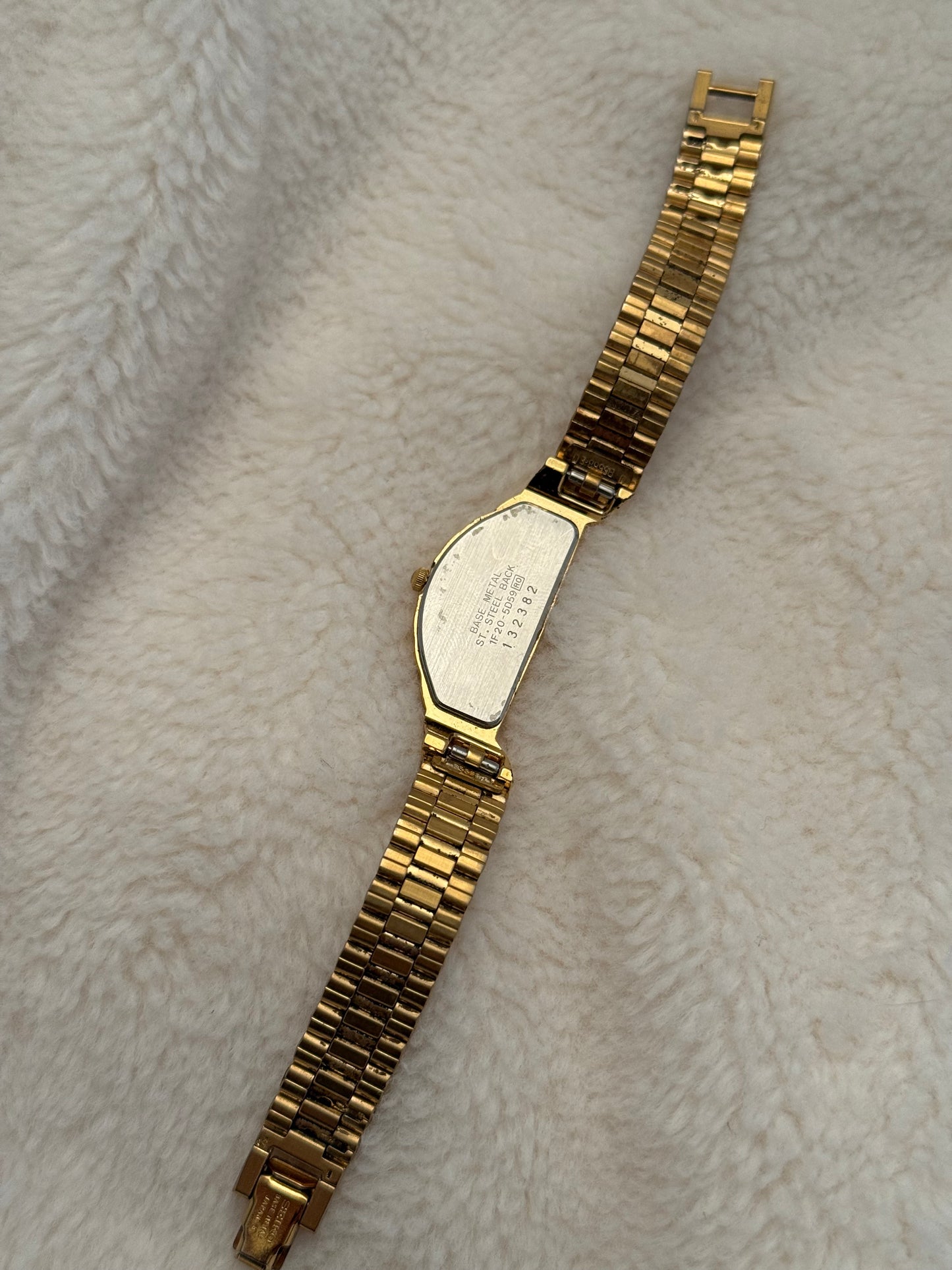 vintage seiko half moon gold watch
