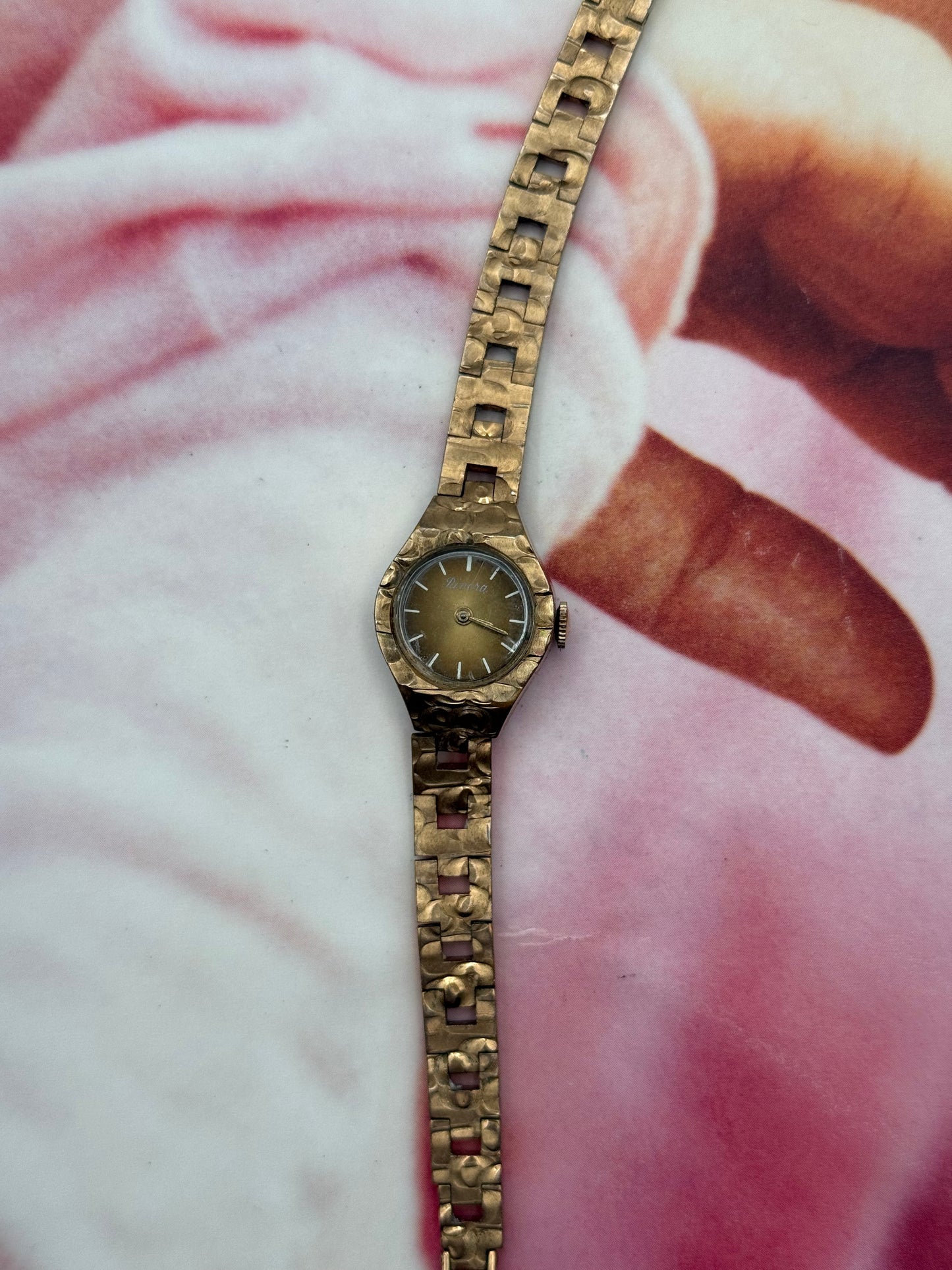 vintage rivera gold watch