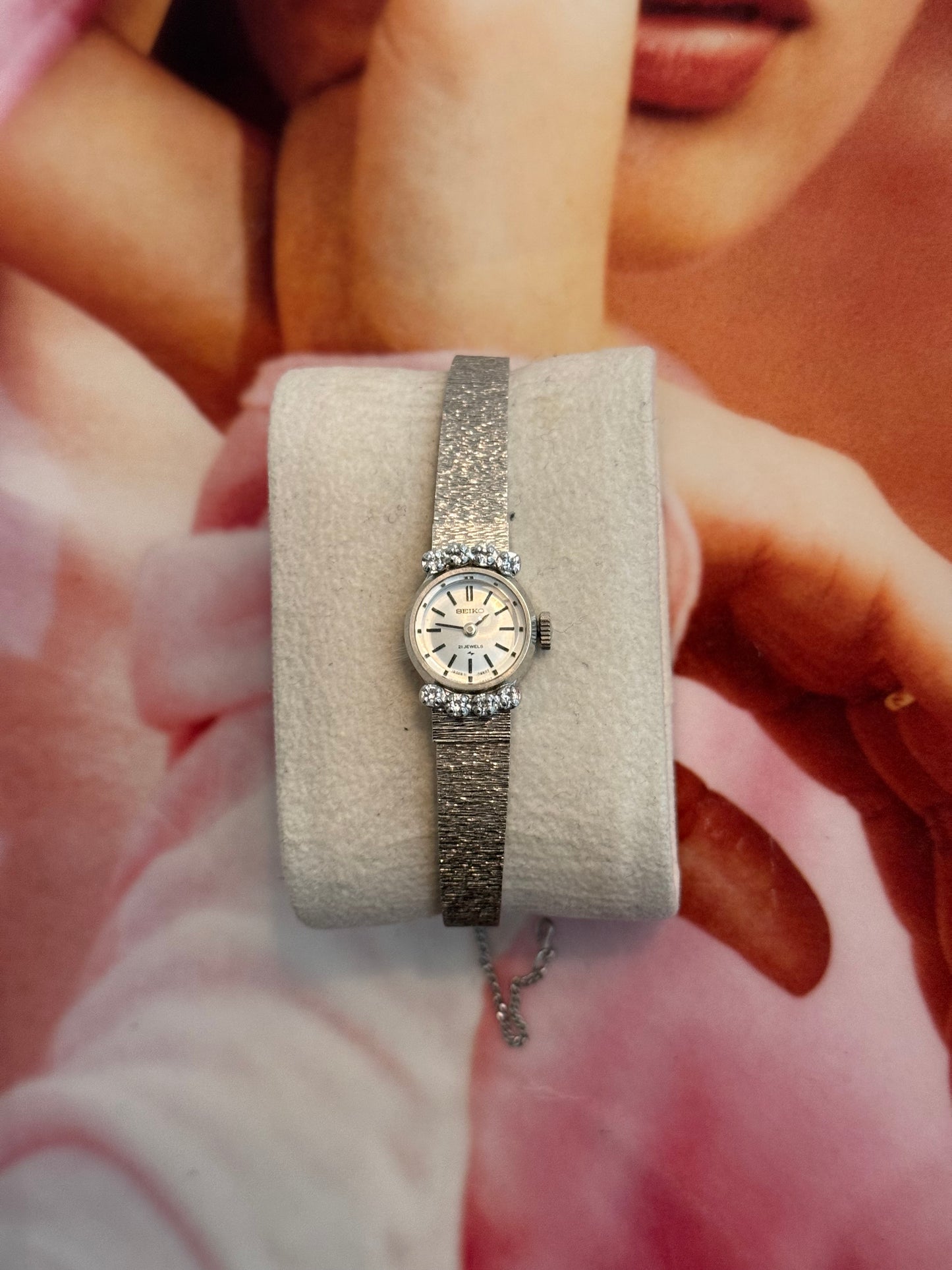 vintage seiko silver watch