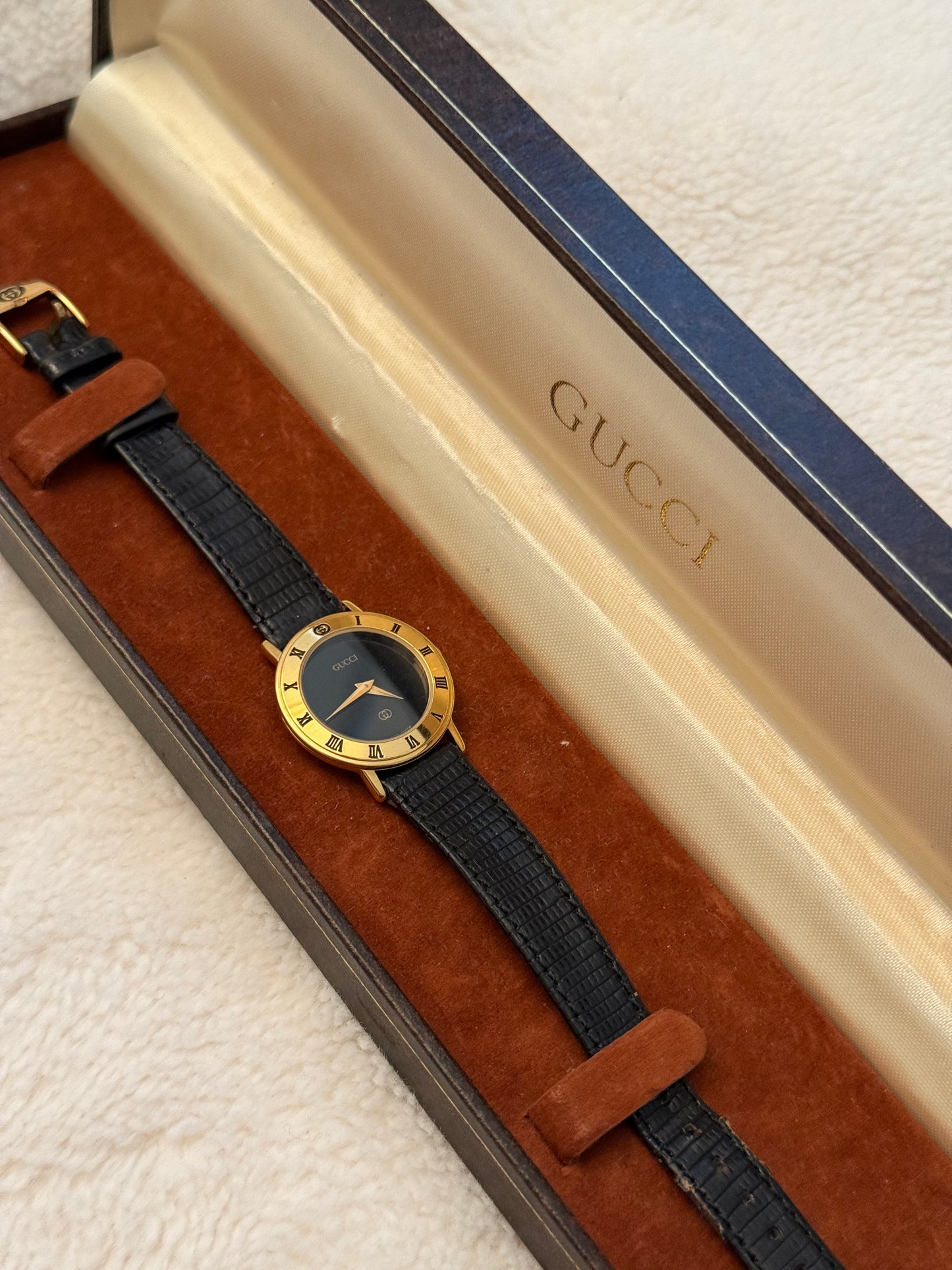 vintage gucci black leather watch w/ box