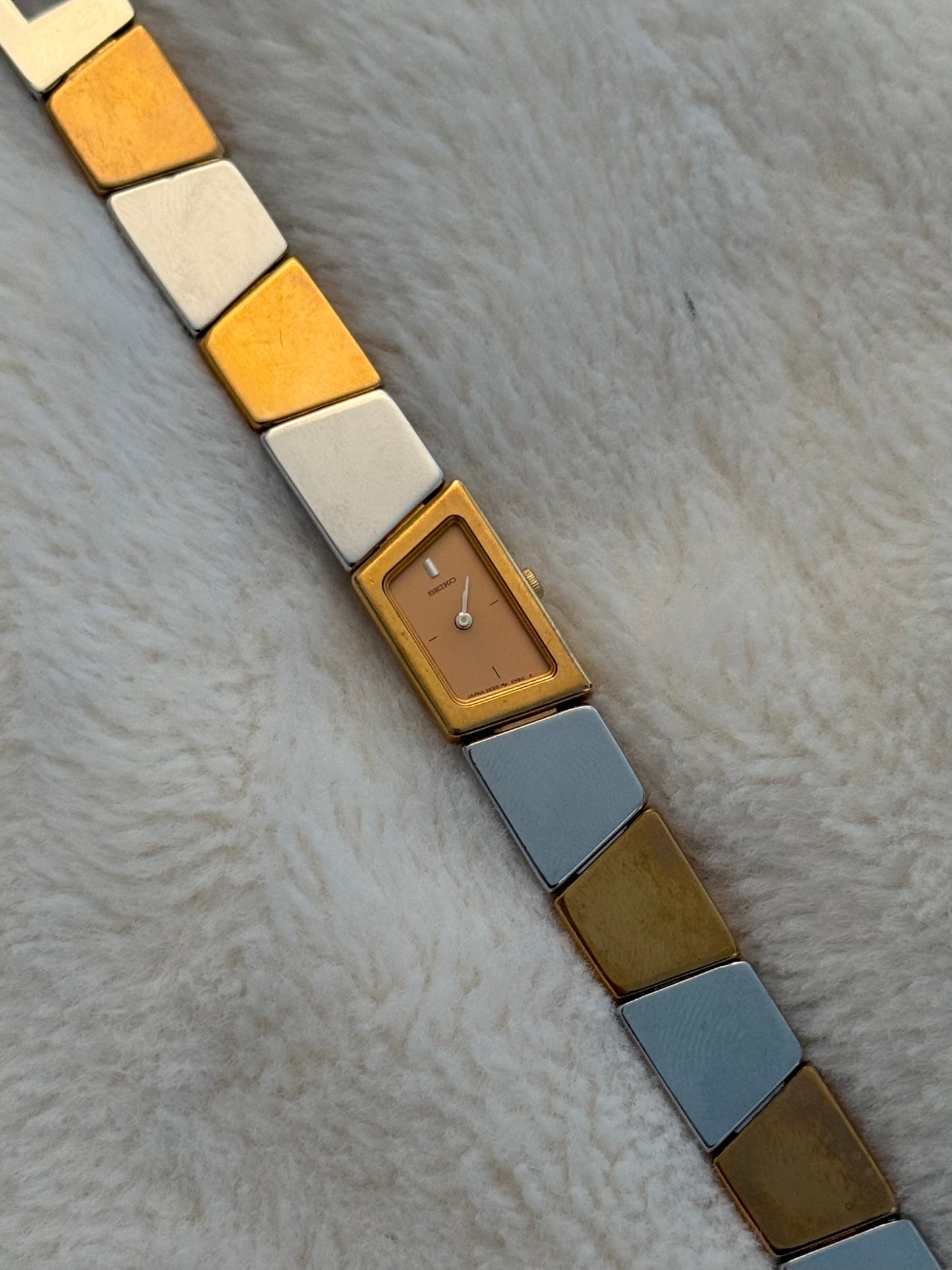 vintage seiko asymmetric watch