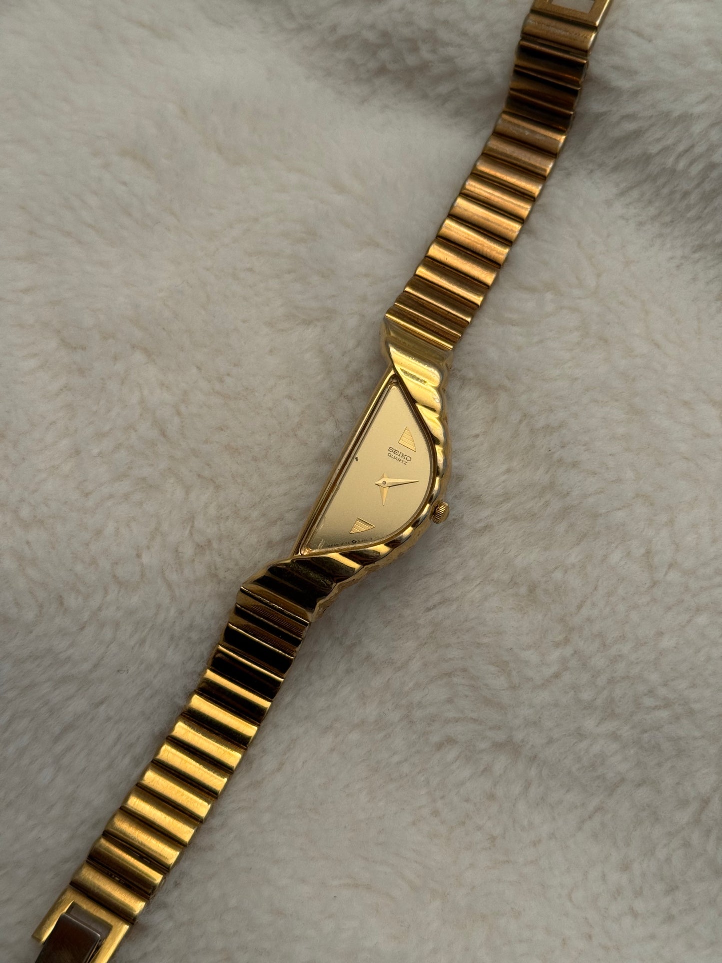 vintage seiko half moon gold watch