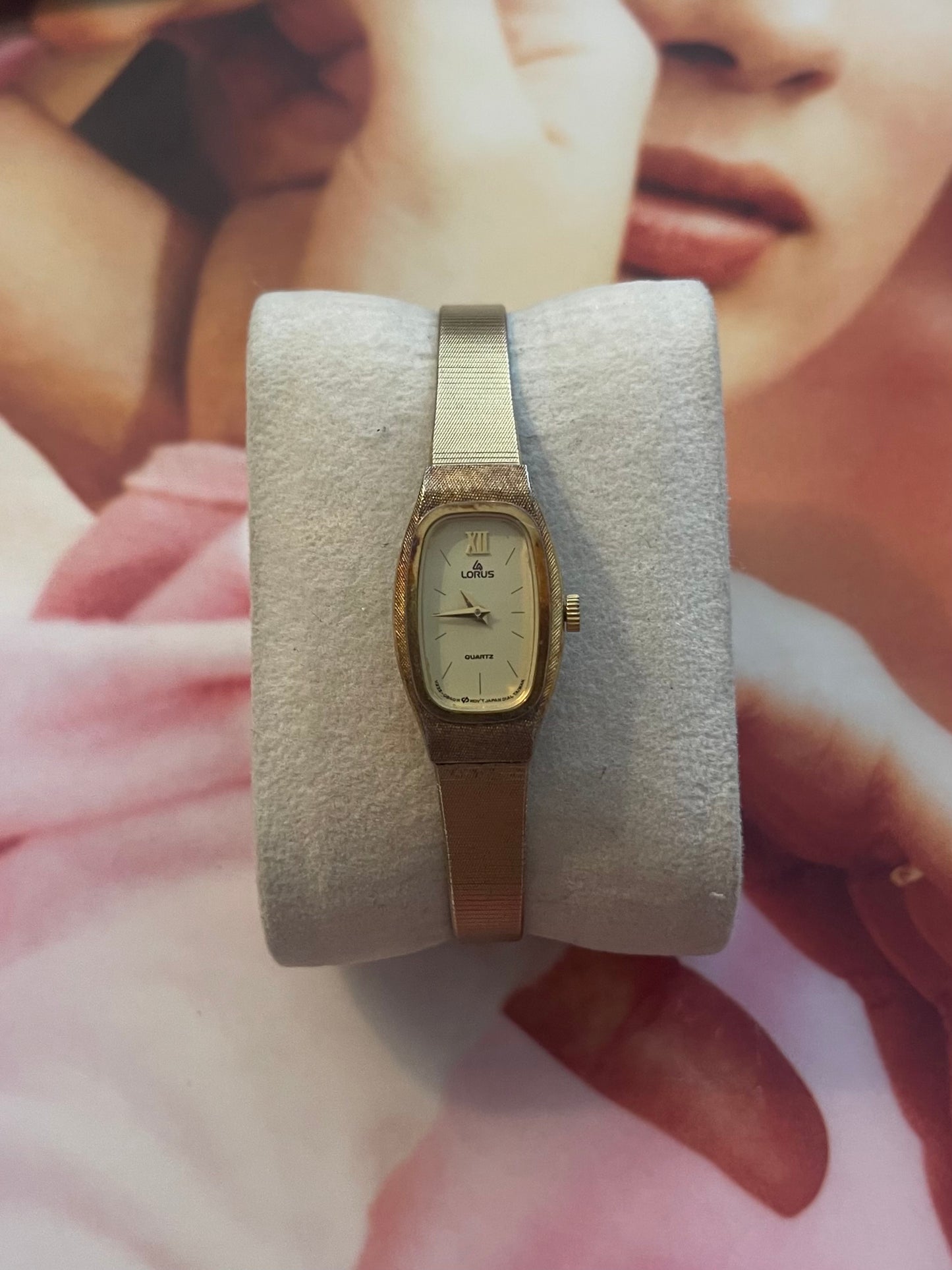 vintage lorus gold watch