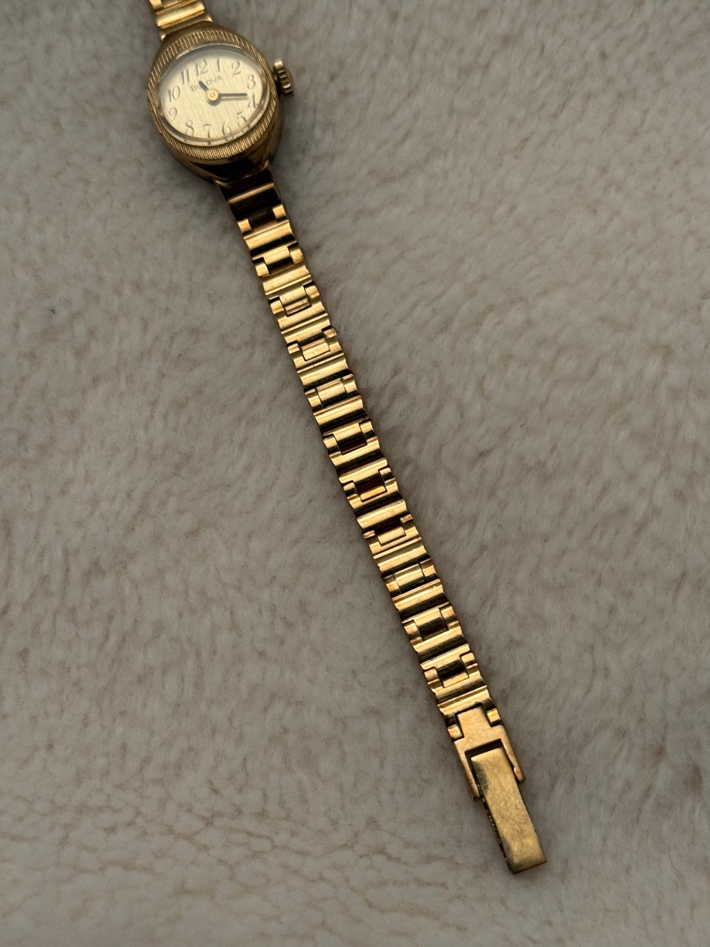 vintage 1978 dainty bulova gold watch