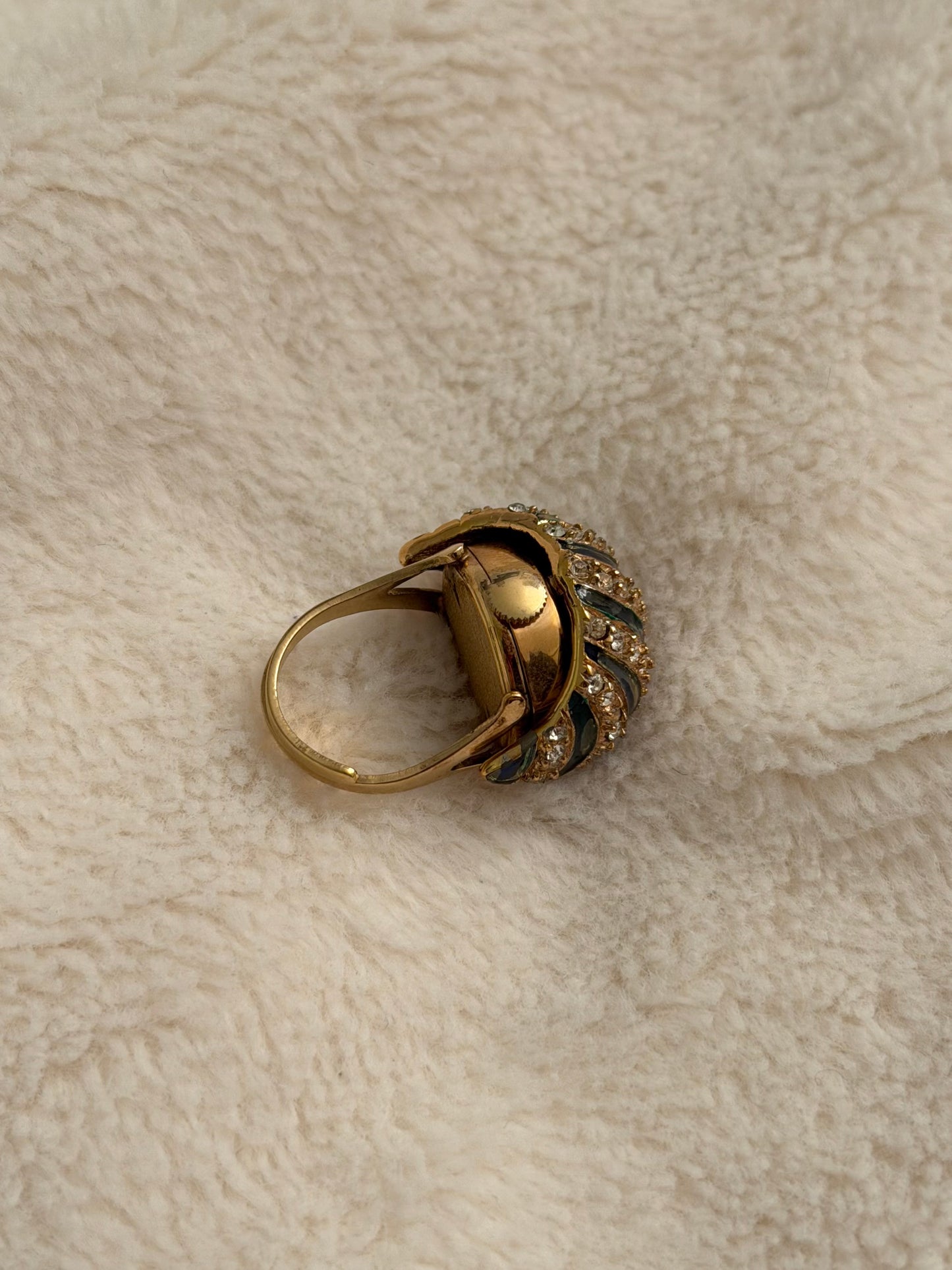 vintage Schiaparelli peekaboo ring watch