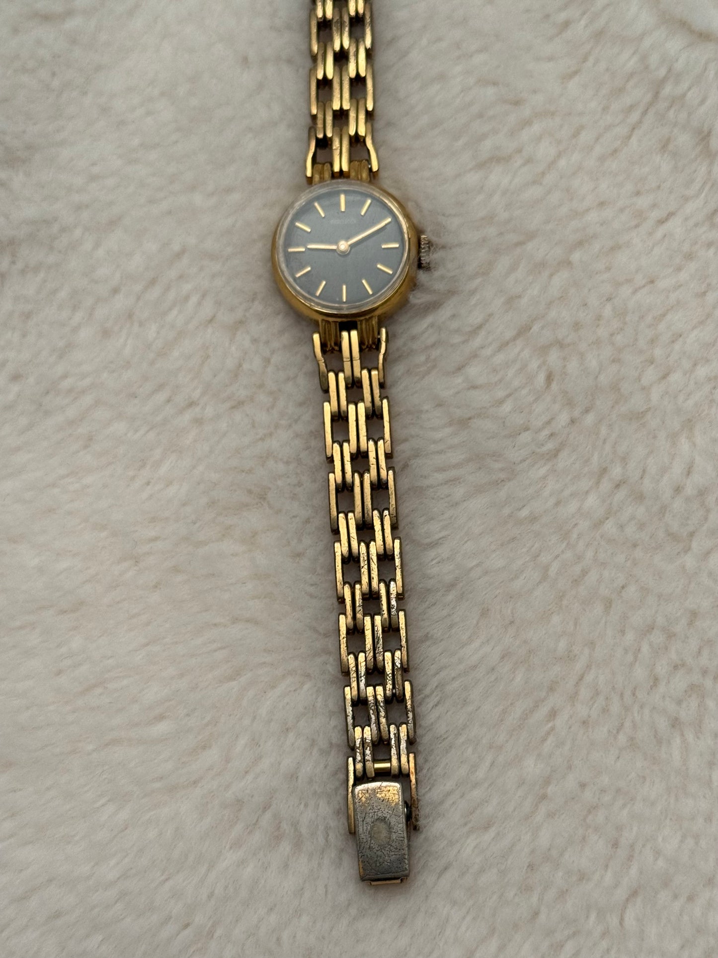 vintage seiko gold watch