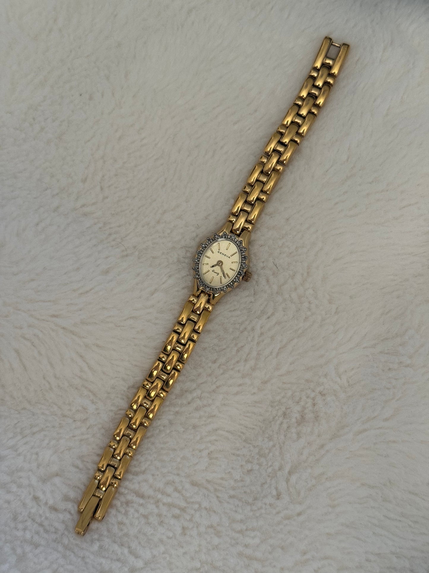 vintage geneva gem watch