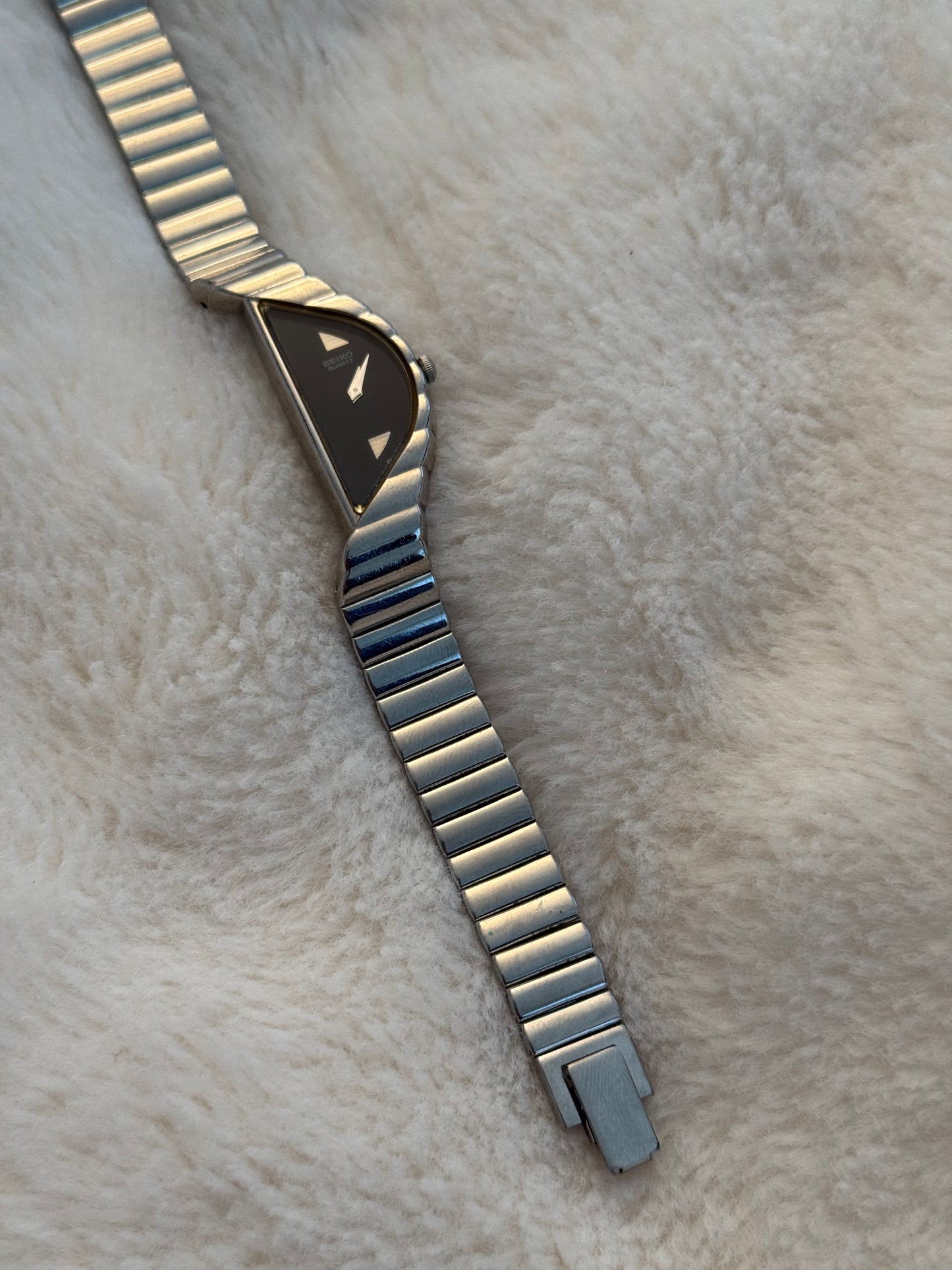 vintage seiko half moon silver watch