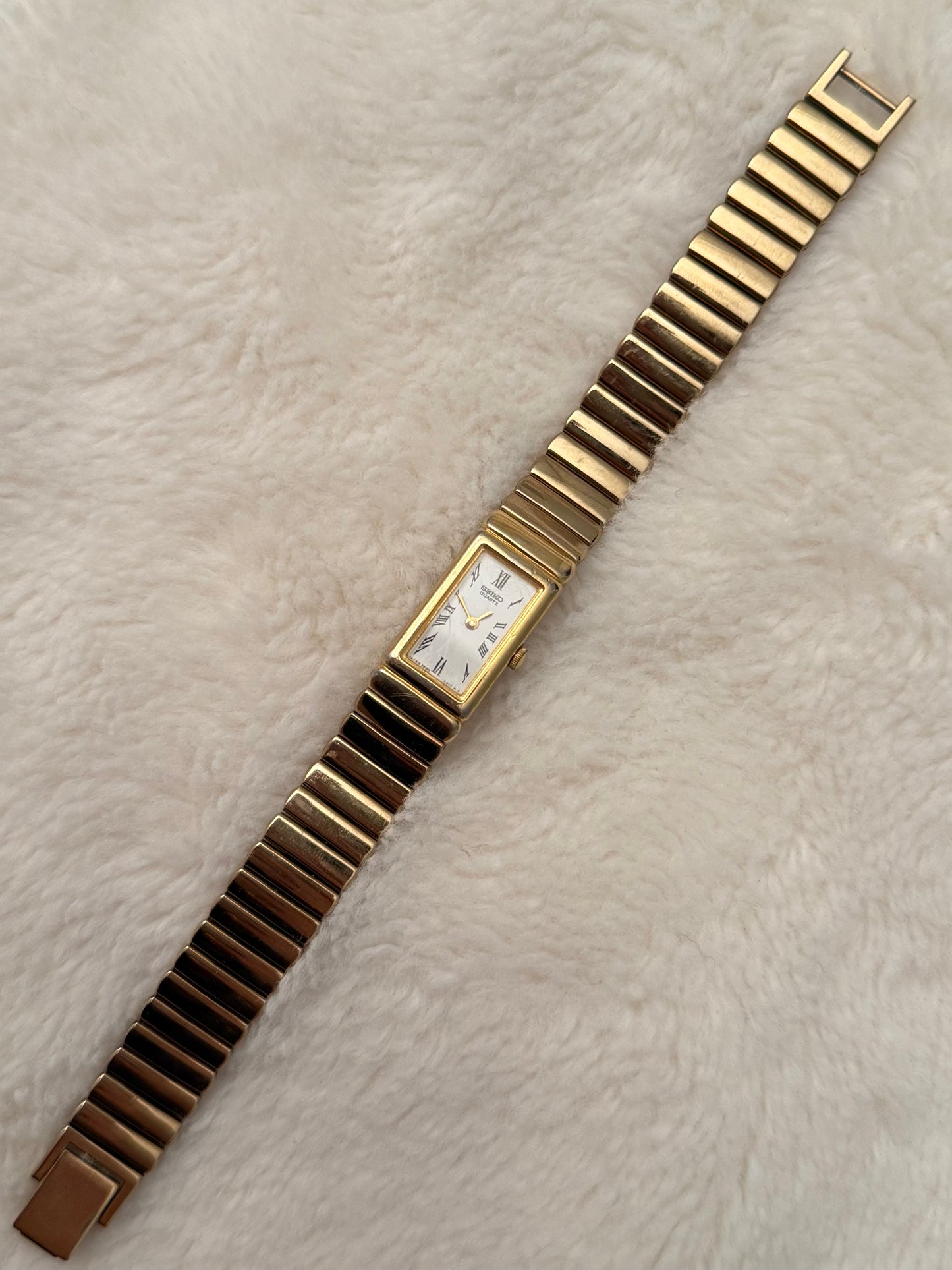 vintage seiko gold watch
