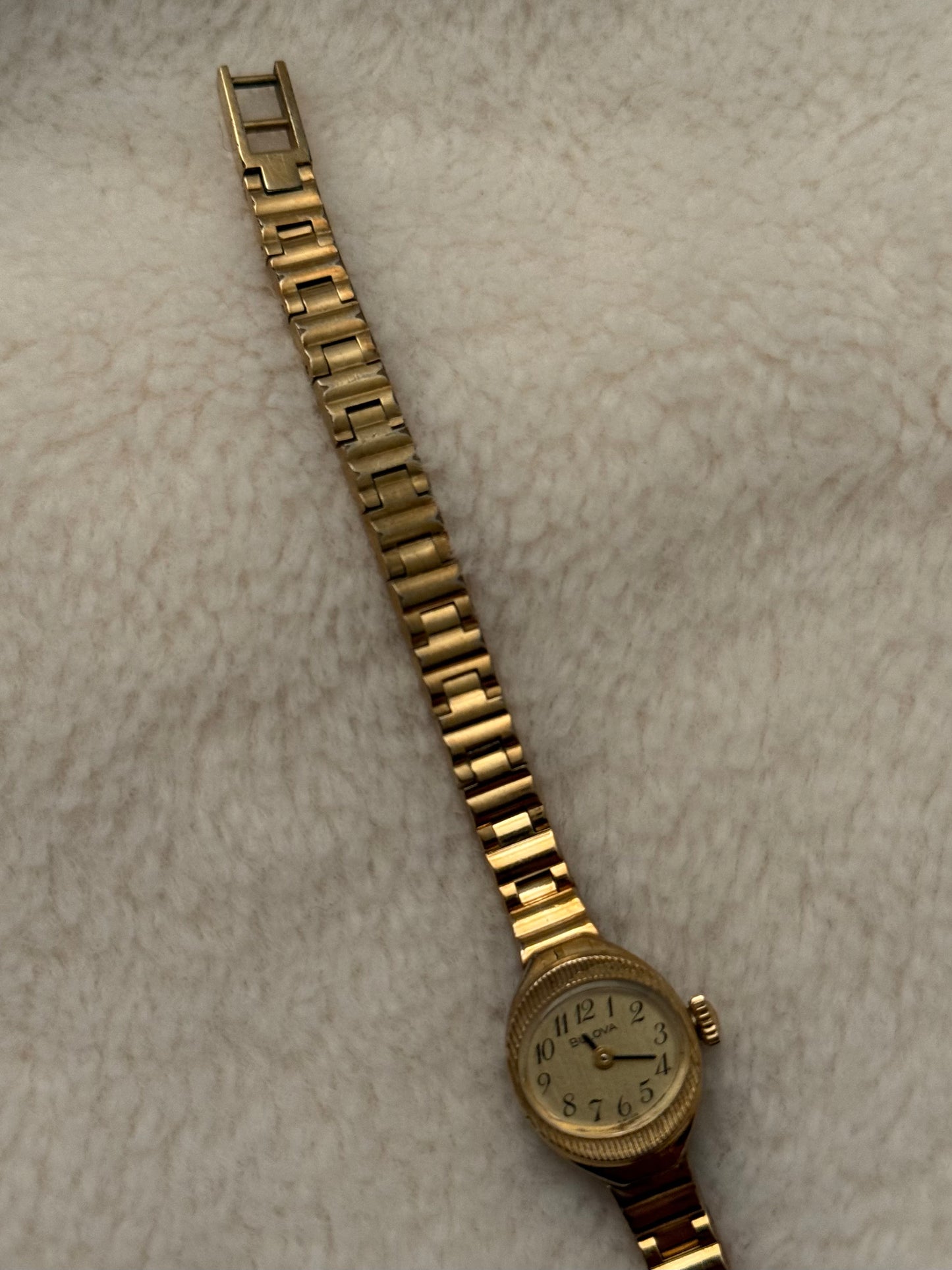 vintage 1978 dainty bulova gold watch