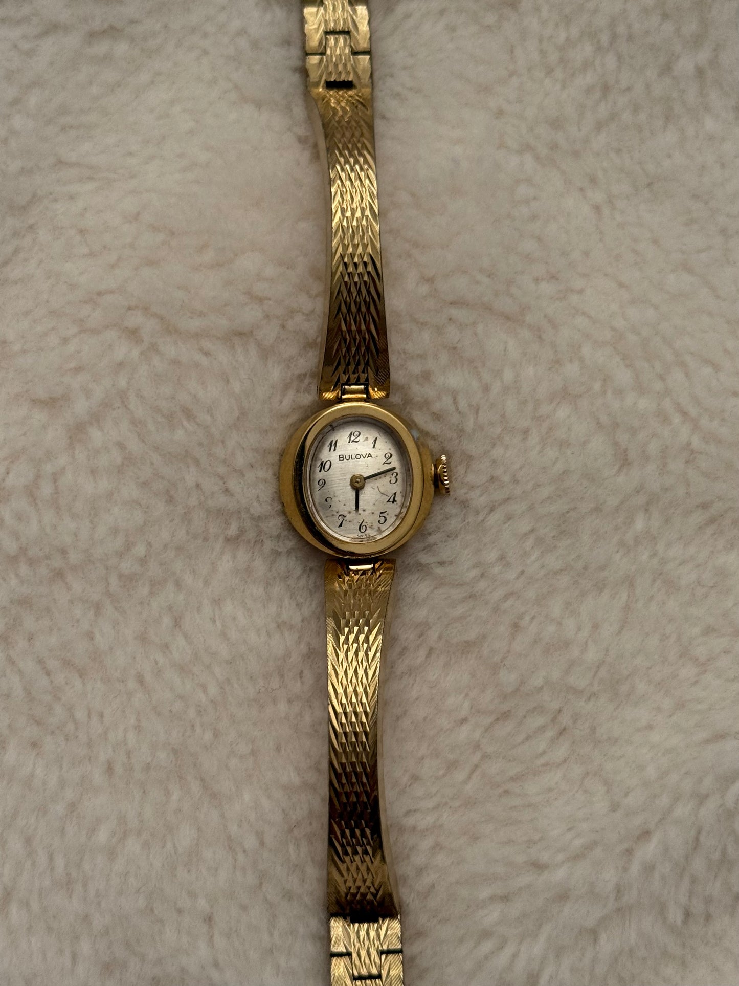 vintage 1979 dainty bulova gold watch