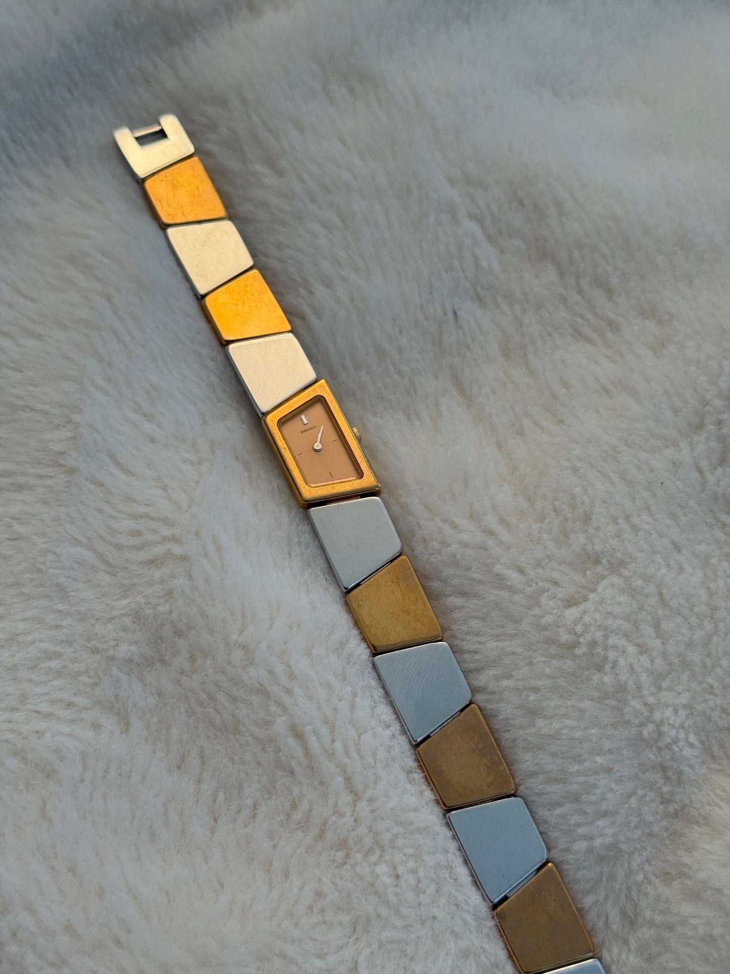 vintage seiko asymmetric watch
